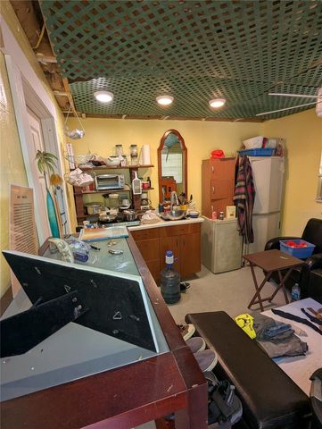 8740 N TANGERINE PLACE, Tampa, FL 33617