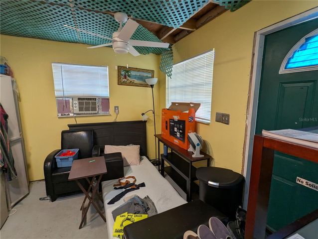 8740 N TANGERINE PLACE, Tampa, FL 33617