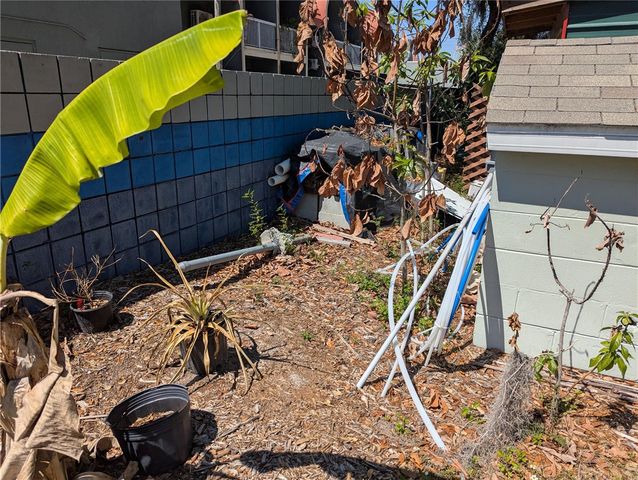 8740 N TANGERINE PLACE, Tampa, FL 33617