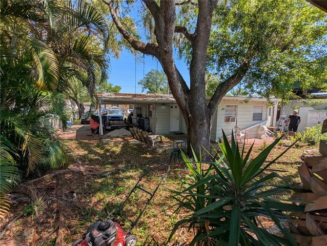 8740 N TANGERINE PLACE, Tampa, FL 33617