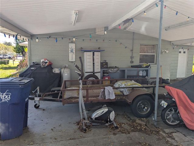 8740 N TANGERINE PLACE, Tampa, FL 33617