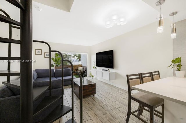 7801 NE 4th Ct 304, Miami, FL 33138