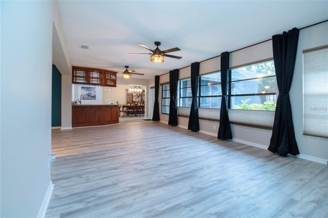 1934 NEW BEDFORD DRIVE, Sun City Center, FL 33573