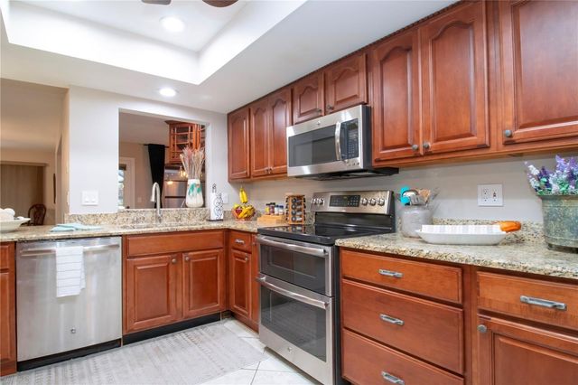 1934 NEW BEDFORD DRIVE, Sun City Center, FL 33573