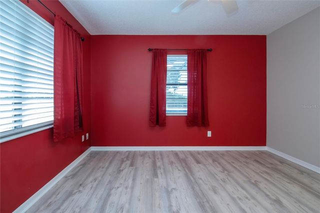 1934 NEW BEDFORD DRIVE, Sun City Center, FL 33573