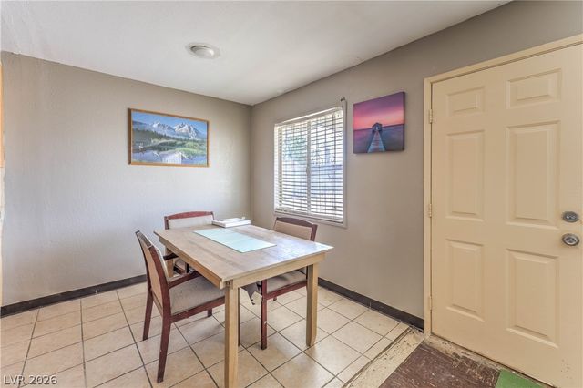 933 Mezpah Street, Las Vegas, NV 89106
