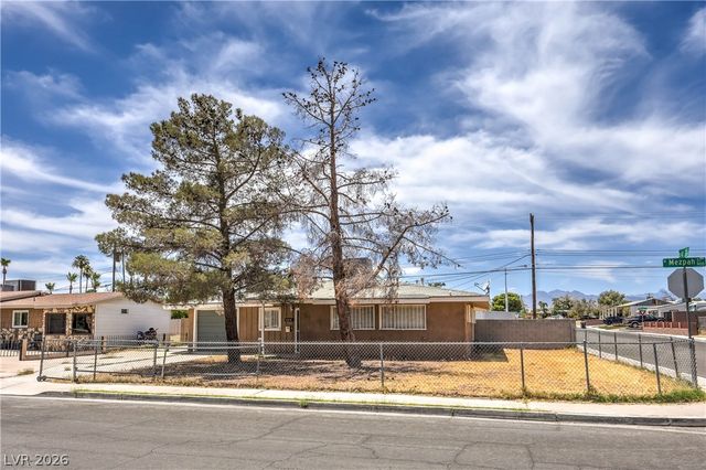 933 Mezpah Street, Las Vegas, NV 89106