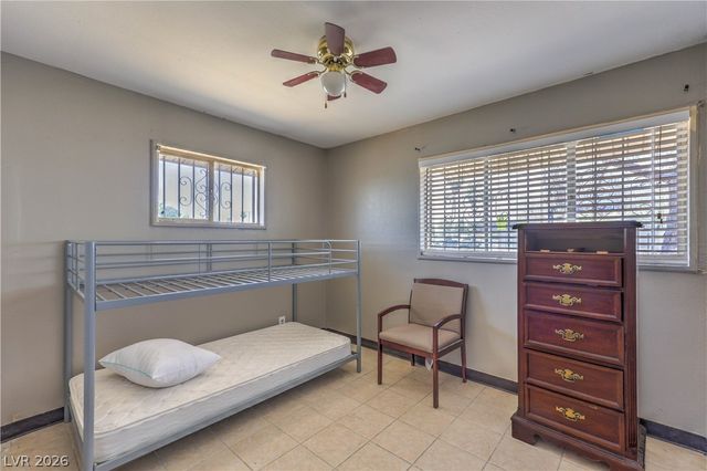 933 Mezpah Street, Las Vegas, NV 89106