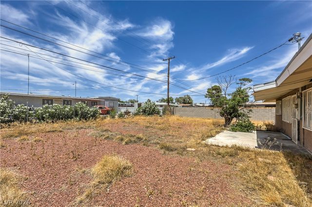 933 Mezpah Street, Las Vegas, NV 89106