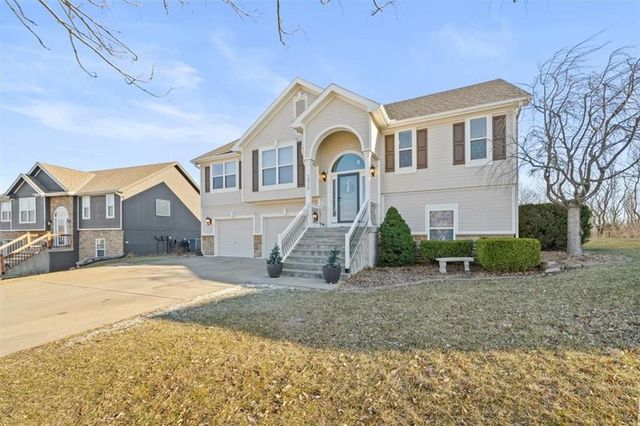 1015 NE 91 Terrace, Kansas City, MO 64155