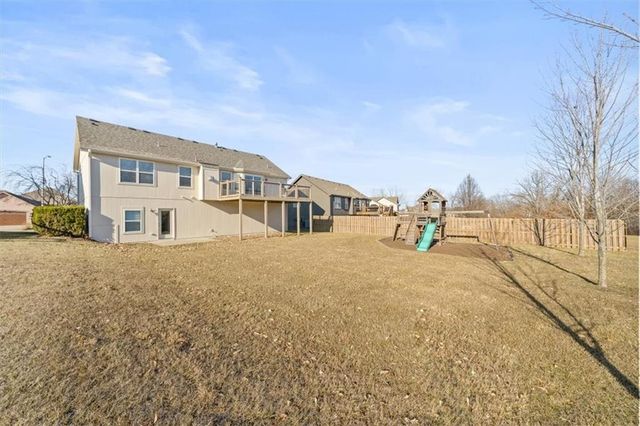 1015 NE 91 Terrace, Kansas City, MO 64155