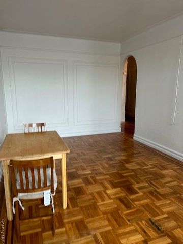 754 Brady Avenue 605, Bronx, NY 10462