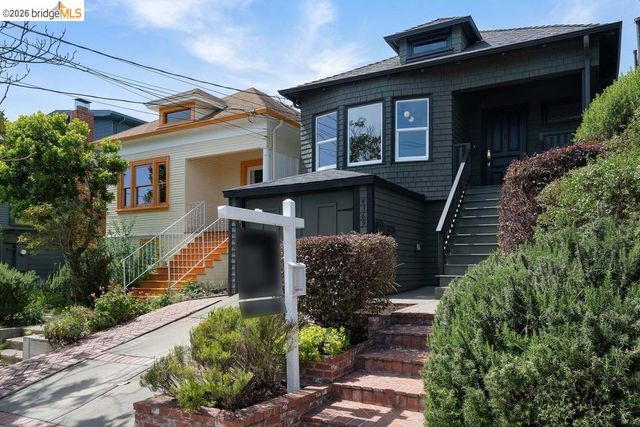 4369 Howe St, Oakland, CA 94611