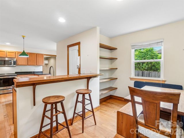 3 Delaware Avenue, Asheville, NC 28806