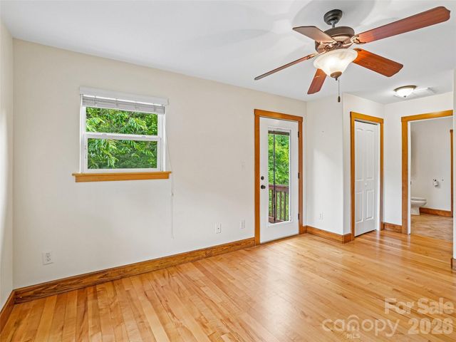 3 Delaware Avenue, Asheville, NC 28806