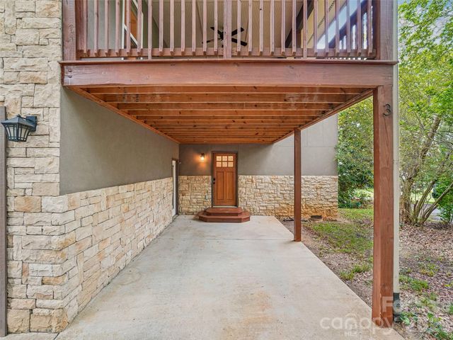 3 Delaware Avenue, Asheville, NC 28806
