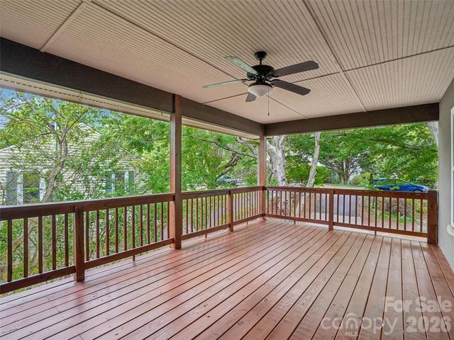 3 Delaware Avenue, Asheville, NC 28806