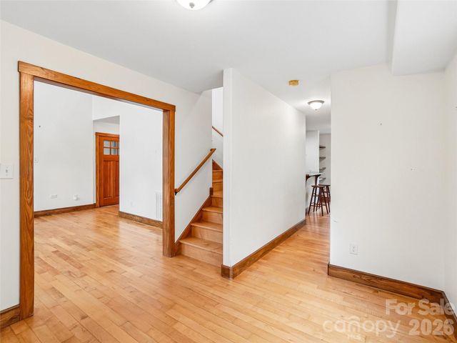 3 Delaware Avenue, Asheville, NC 28806