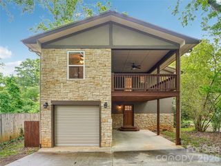 3 Delaware Avenue, Asheville, NC 28806