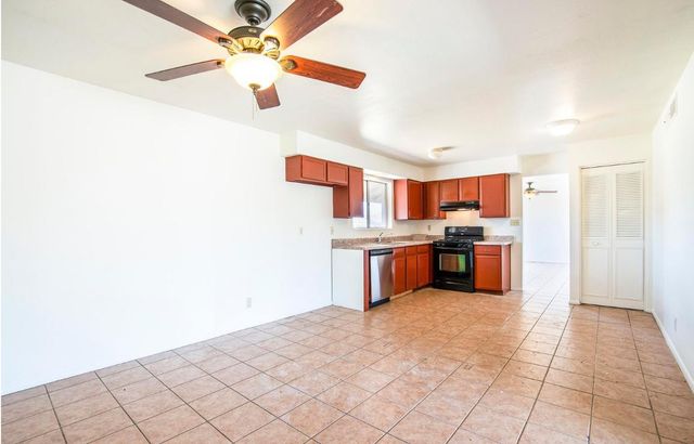 1535 W Capri Avenue, Mesa, AZ 85202