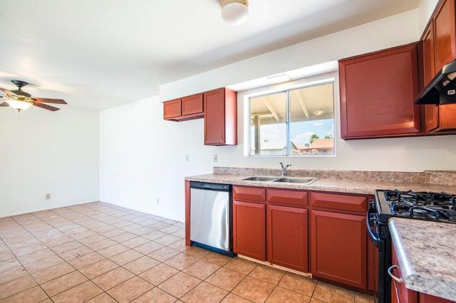 1535 W Capri Avenue, Mesa, AZ 85202