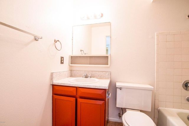 1535 W Capri Avenue, Mesa, AZ 85202