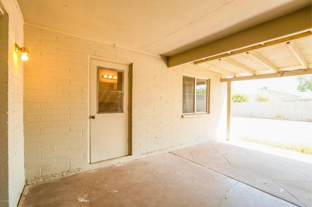 1535 W Capri Avenue, Mesa, AZ 85202