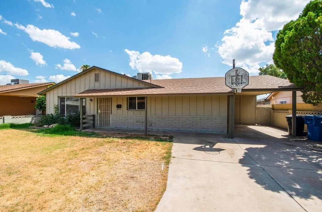 1535 W Capri Avenue, Mesa, AZ 85202
