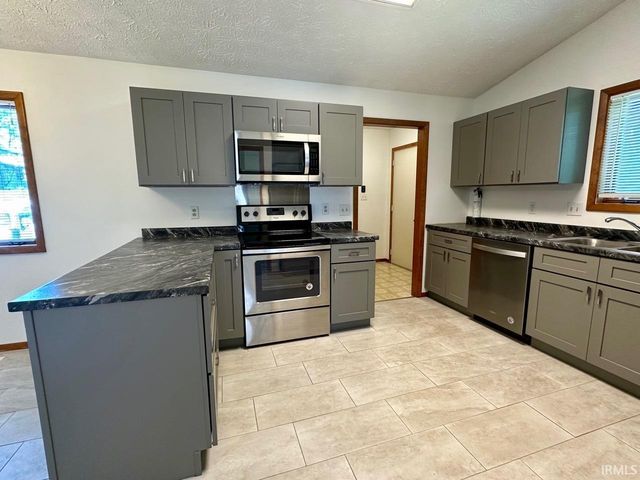 1830 E Thornton Drive, Bloomington, IN 47401