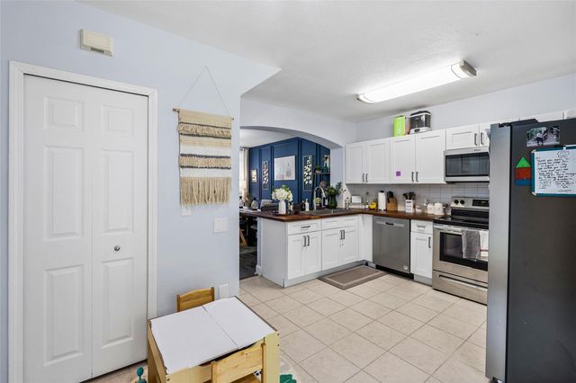 6105 OLIVEDALE DRIVE, Riverview, FL 33578