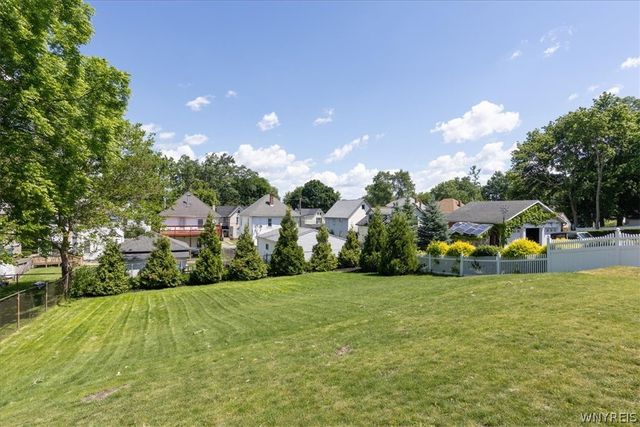 376 High Street, Lockport City, NY 14094