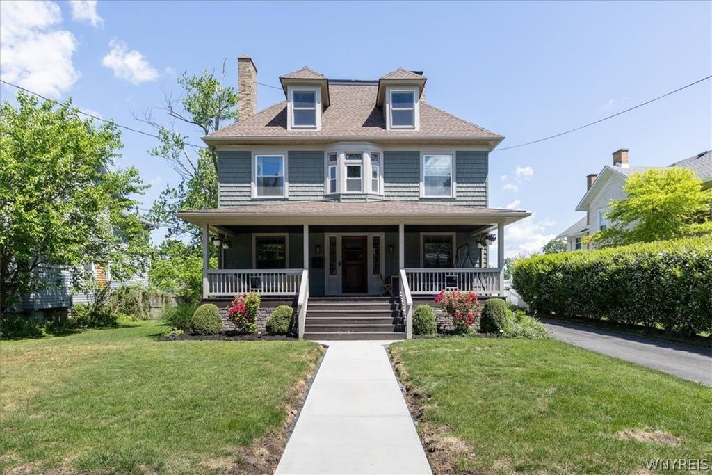 376 High Street, Lockport City, NY 14094