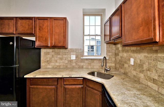 1325 N Franklin St # 4D, Philadelphia, PA 19122