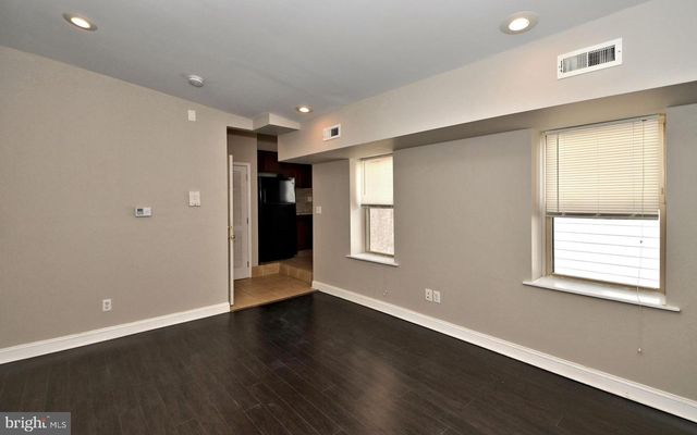 1325 N Franklin St # 4D, Philadelphia, PA 19122