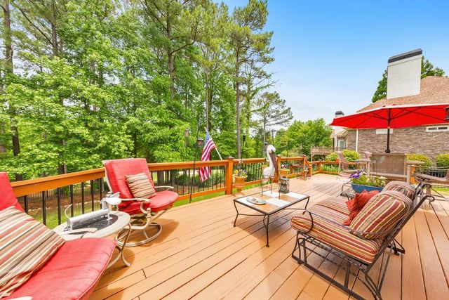1327 Bridgemill Avenue, Canton, GA 30114