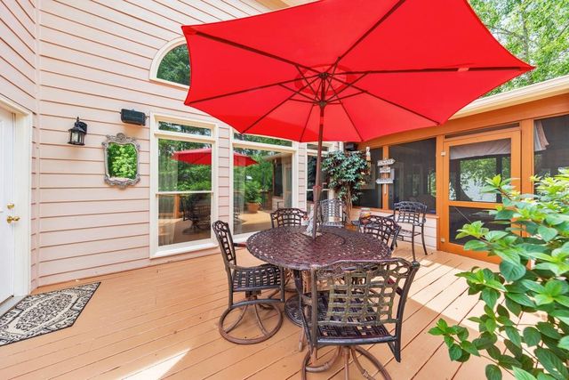 1327 Bridgemill Avenue, Canton, GA 30114