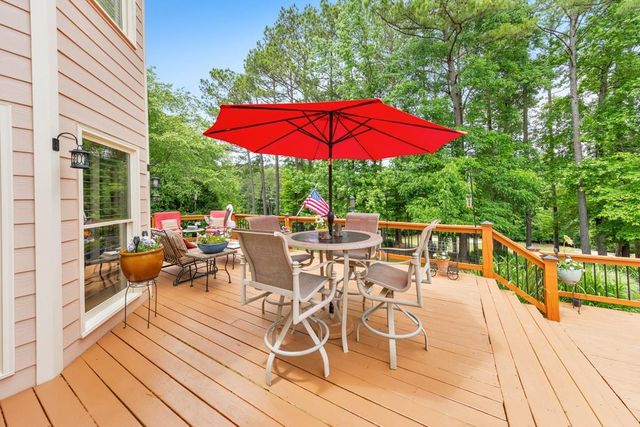 1327 Bridgemill Avenue, Canton, GA 30114