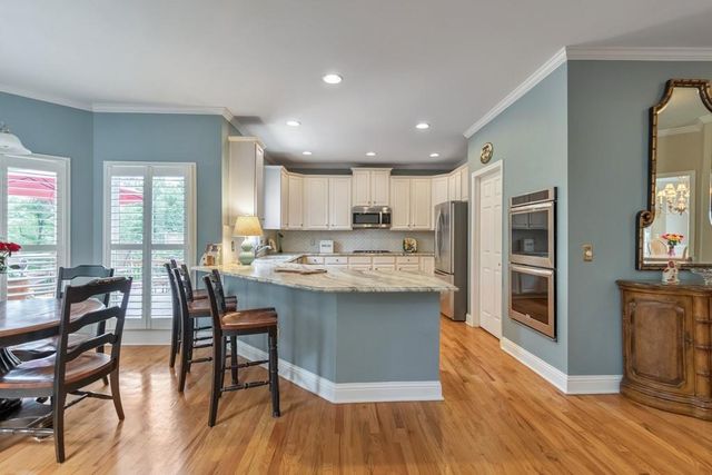 1327 Bridgemill Avenue, Canton, GA 30114