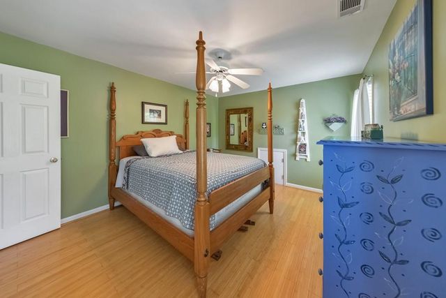 1327 Bridgemill Avenue, Canton, GA 30114