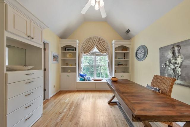 1327 Bridgemill Avenue, Canton, GA 30114