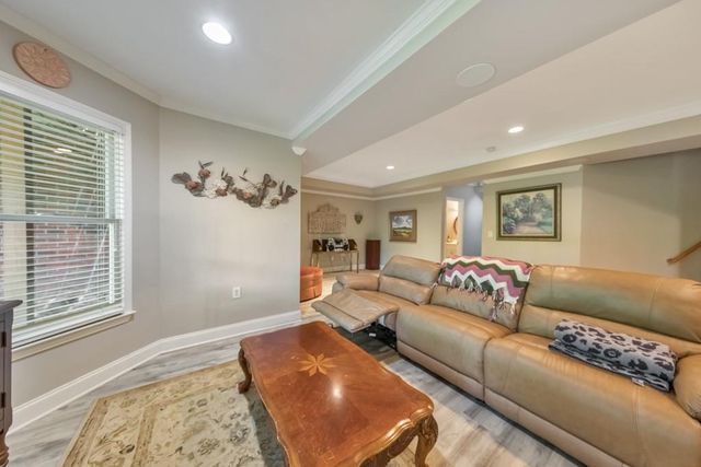 1327 Bridgemill Avenue, Canton, GA 30114
