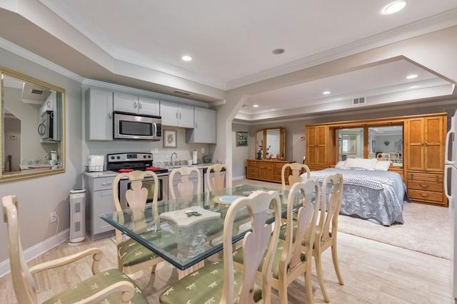 1327 Bridgemill Avenue, Canton, GA 30114