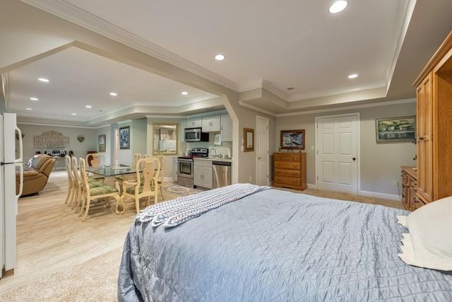 1327 Bridgemill Avenue, Canton, GA 30114