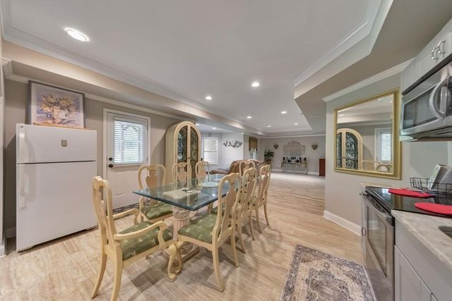 1327 Bridgemill Avenue, Canton, GA 30114