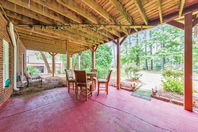 1327 Bridgemill Avenue, Canton, GA 30114