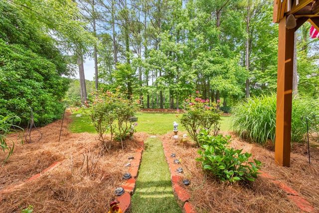 1327 Bridgemill Avenue, Canton, GA 30114