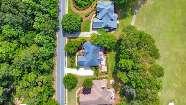 1327 Bridgemill Avenue, Canton, GA 30114