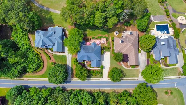 1327 Bridgemill Avenue, Canton, GA 30114