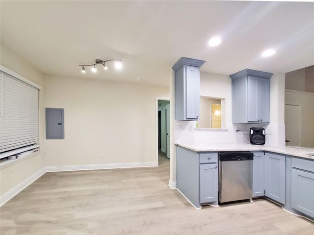 13606 Flagstone Lane, Dallas, TX 75240