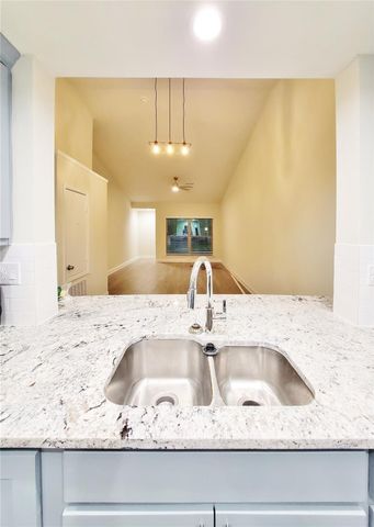 13606 Flagstone Lane, Dallas, TX 75240